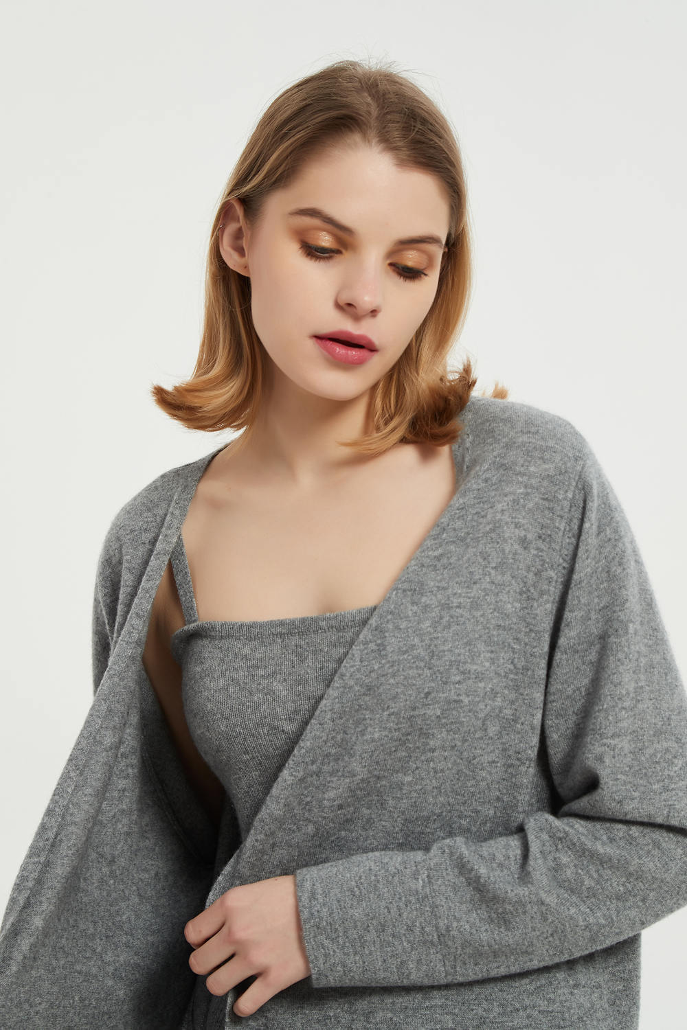 How to wash the cashmere loungewear?