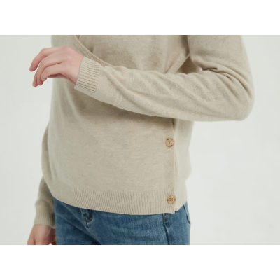 NATURAL AND UNDYE CASHMERE WITH V NECK