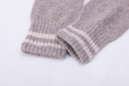 Wholesale high end ladies seamless 100% Cashmere  socks for fall winter from Chinese factory
