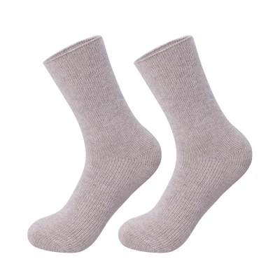 Wholesale high quality ladies seamless 100% cashmere socks for fall winter from Chinese manufacturer