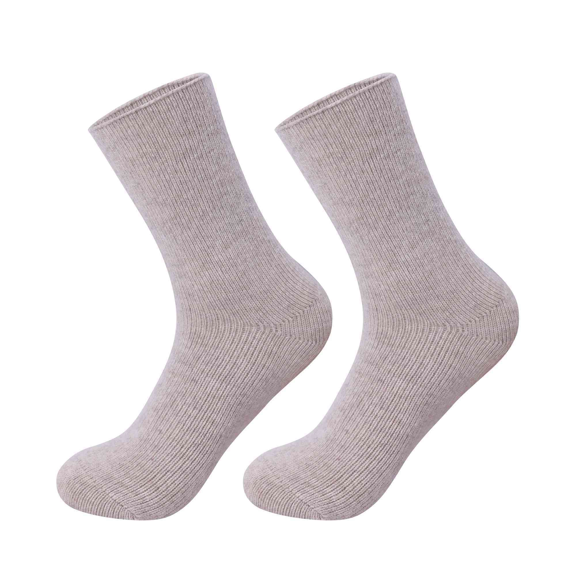 Seamless cashmere socks