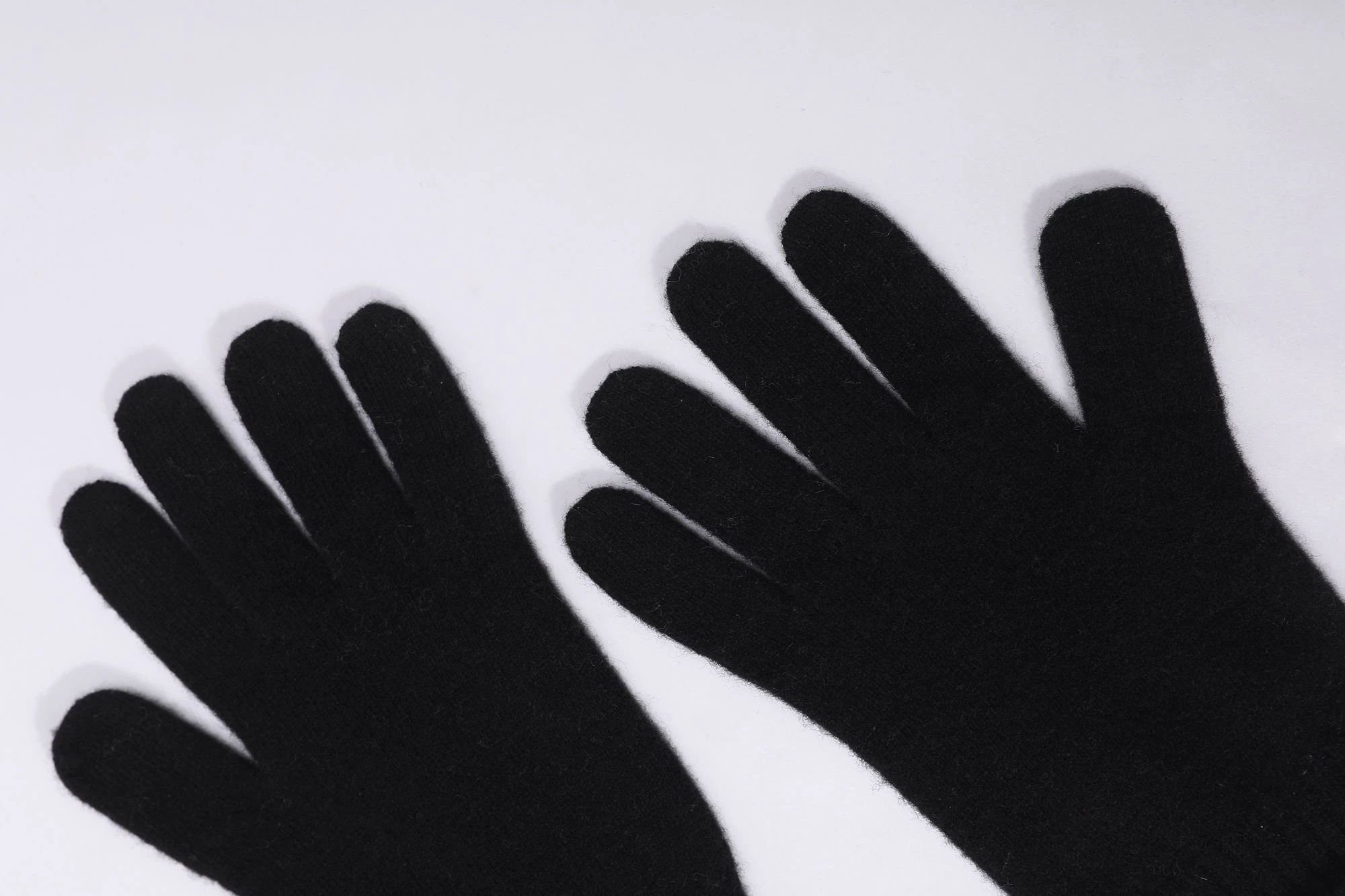 women's seamless 100% Cashmere gloves