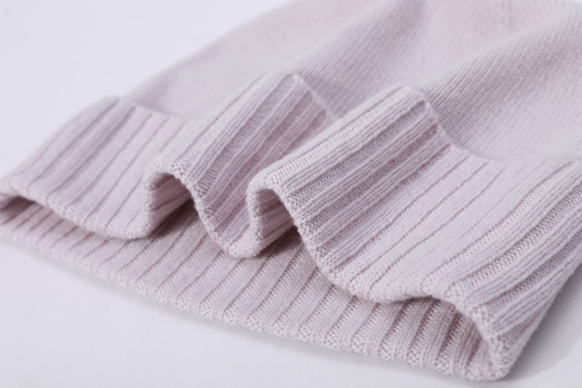 Seamless cashmere beanie