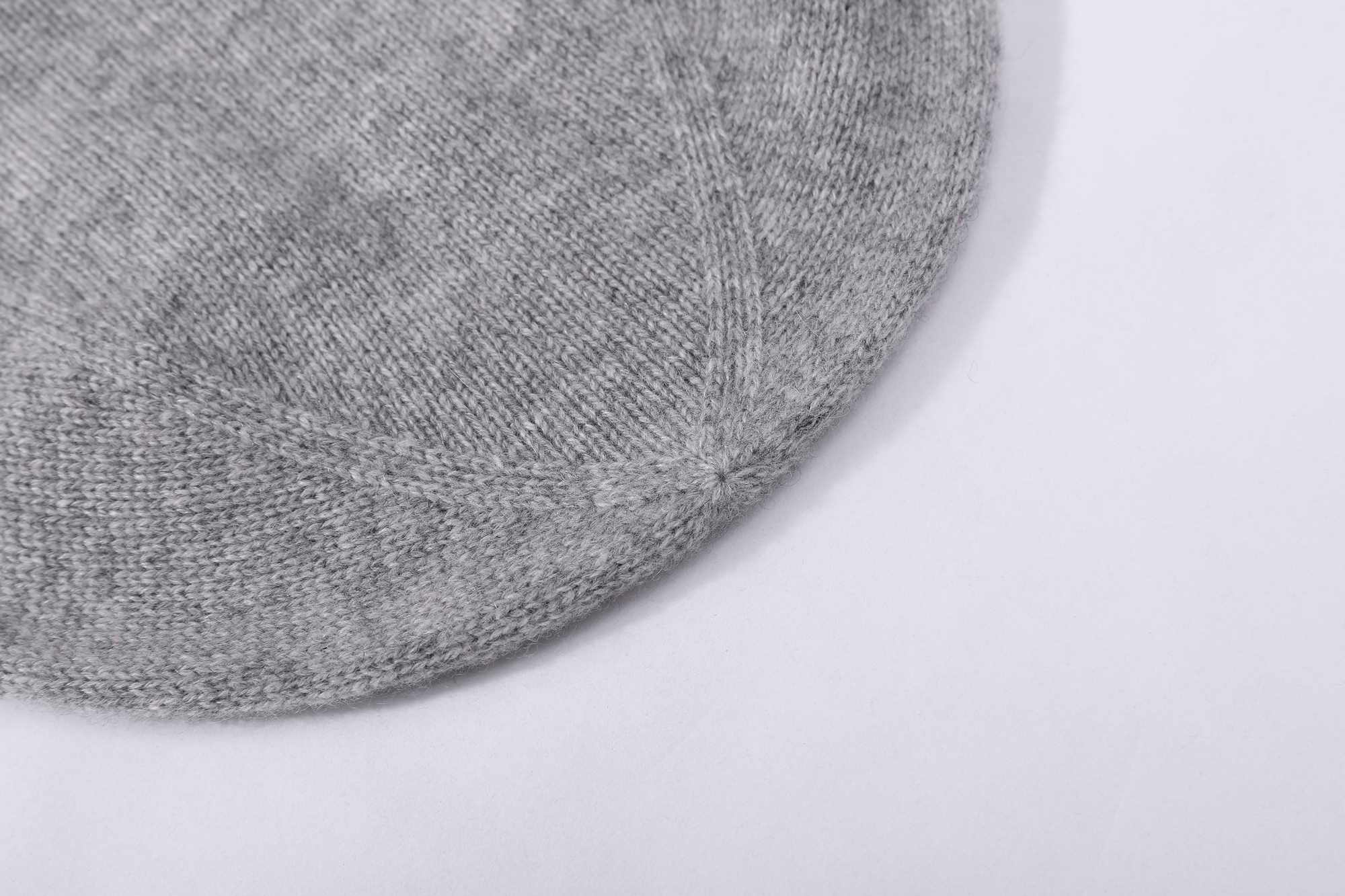 Seamless cashmere beanie