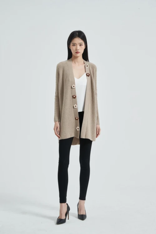 wholesale women high quality cashmere sweater with 3D handmade flowers