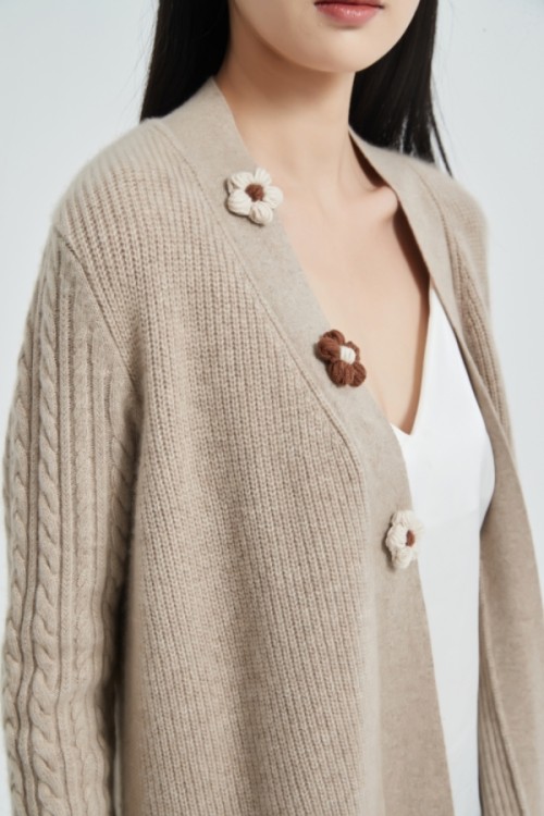 wholesale women high quality cashmere sweater with 3D handmade flowers