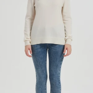 High quality Women's hand embroidery turtleneck cashmere sweater from Chinese