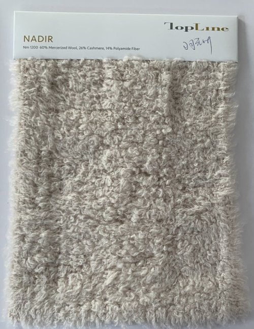 Sustainable Luxury 60%Mercerized Wool 26%Cashmere 14%Polyamide Fiber Fancy Yarn