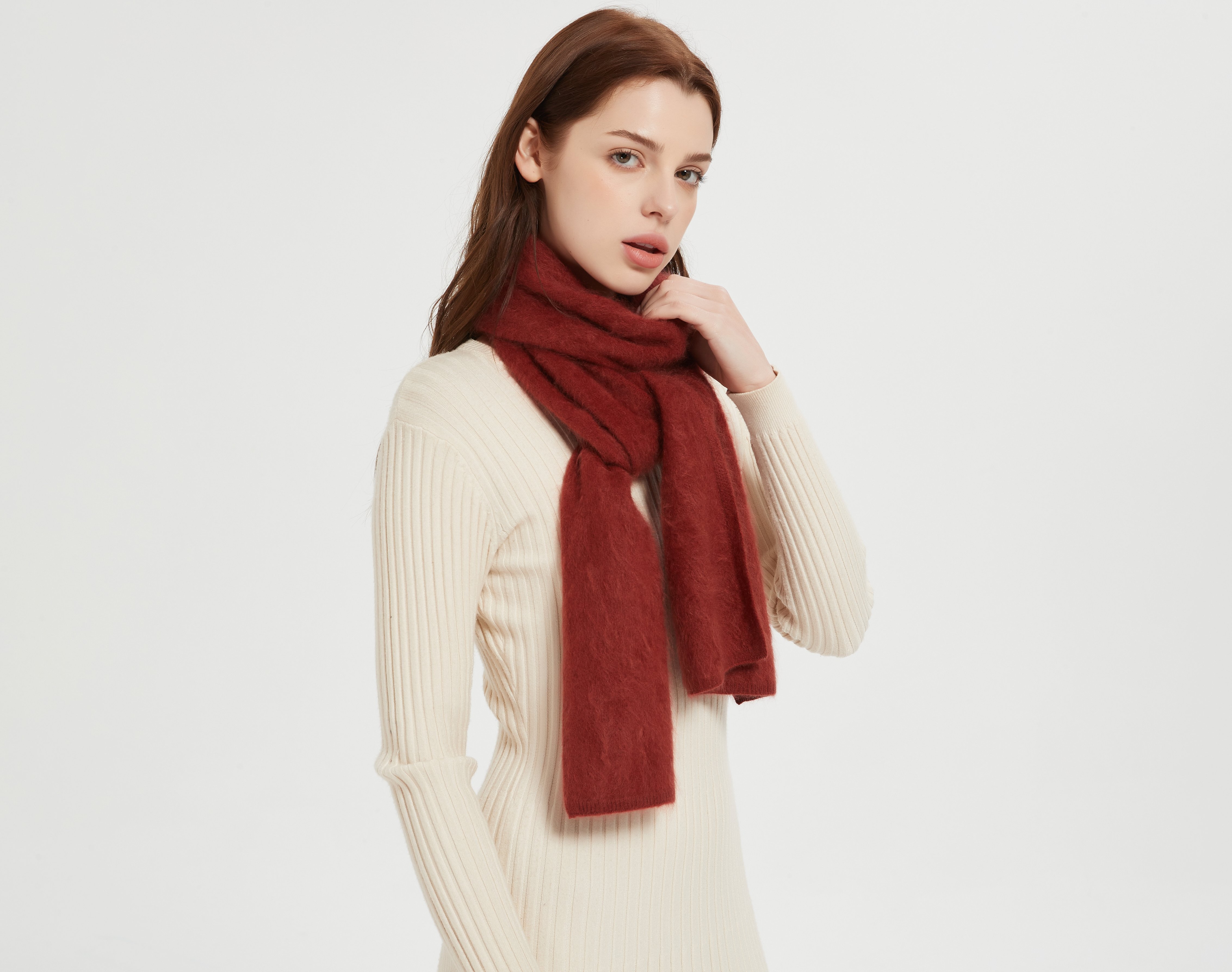 Seamless cashmere socks