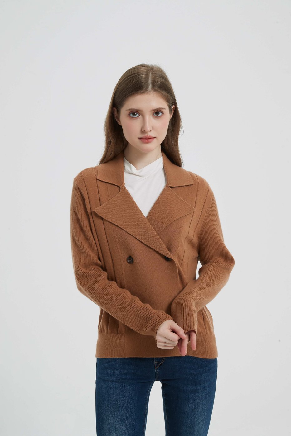 Camel knit blazer cardigan with lapels and double-breasted closure