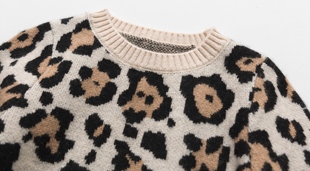 girl cashmere sweater with leopard pattern pullover