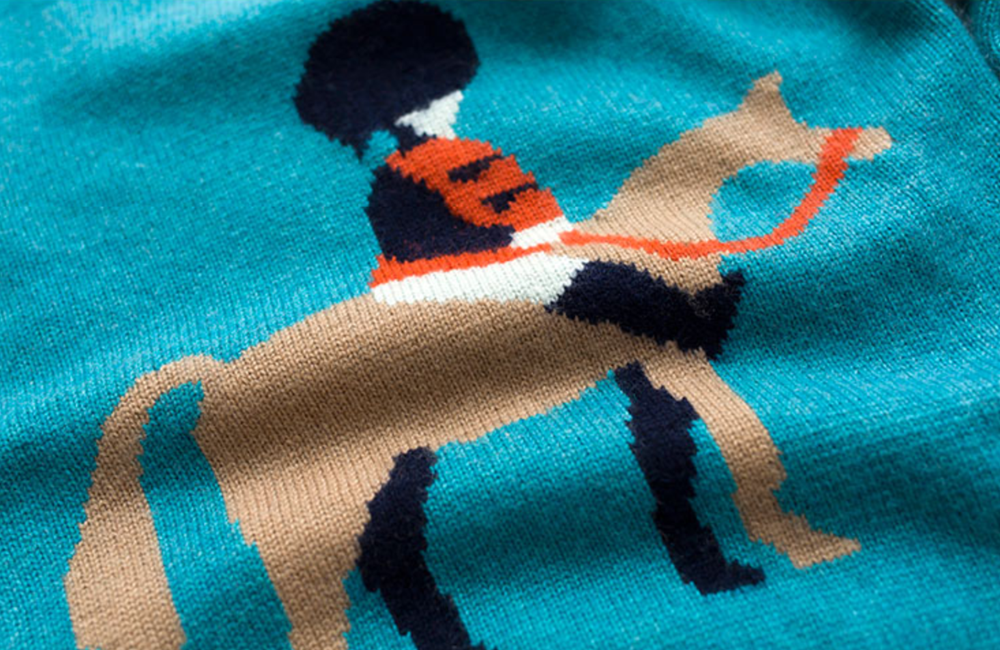boy crewneck cashmere sweater with horse pattern