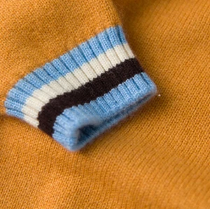 OEM factory boy cashmere word pattern round neck sweater with strip