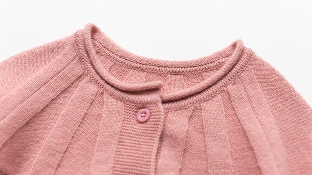 suéter de cachemira de costilla especial de color rosa linda chica