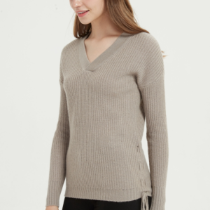 vneck женский кашемировый свитер натурального цвета