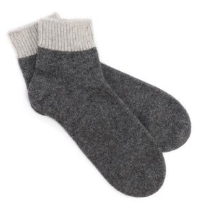 Wholesale high quality custom desig soft 100% pure cashmere socks for fall winter China manufacturer