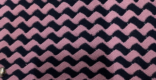 Knitted Cashmere Pattern in 100% Cashmere Yarn with new Black and Pink Stripes Design