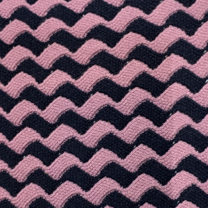 Knitted Cashmere Pattern in 100% Cashmere Yarn with new Black and Pink Stripes Design