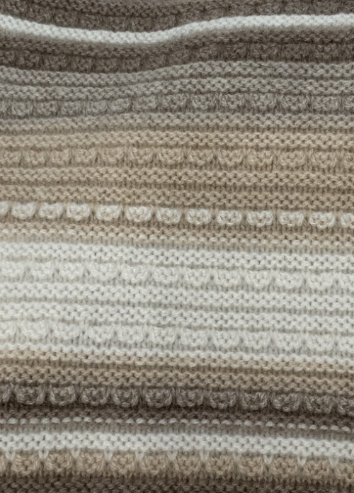 Knitted Cashmere Pattern in 100% Cashmere Yarn with new Design