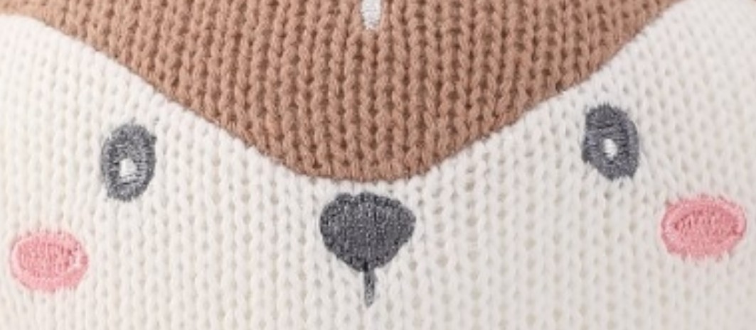 Seamless cashmere socks