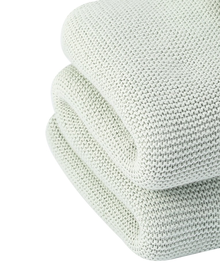 Seamless cashmere socks