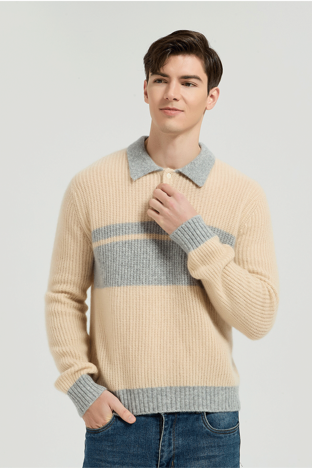 MAN SWEATER