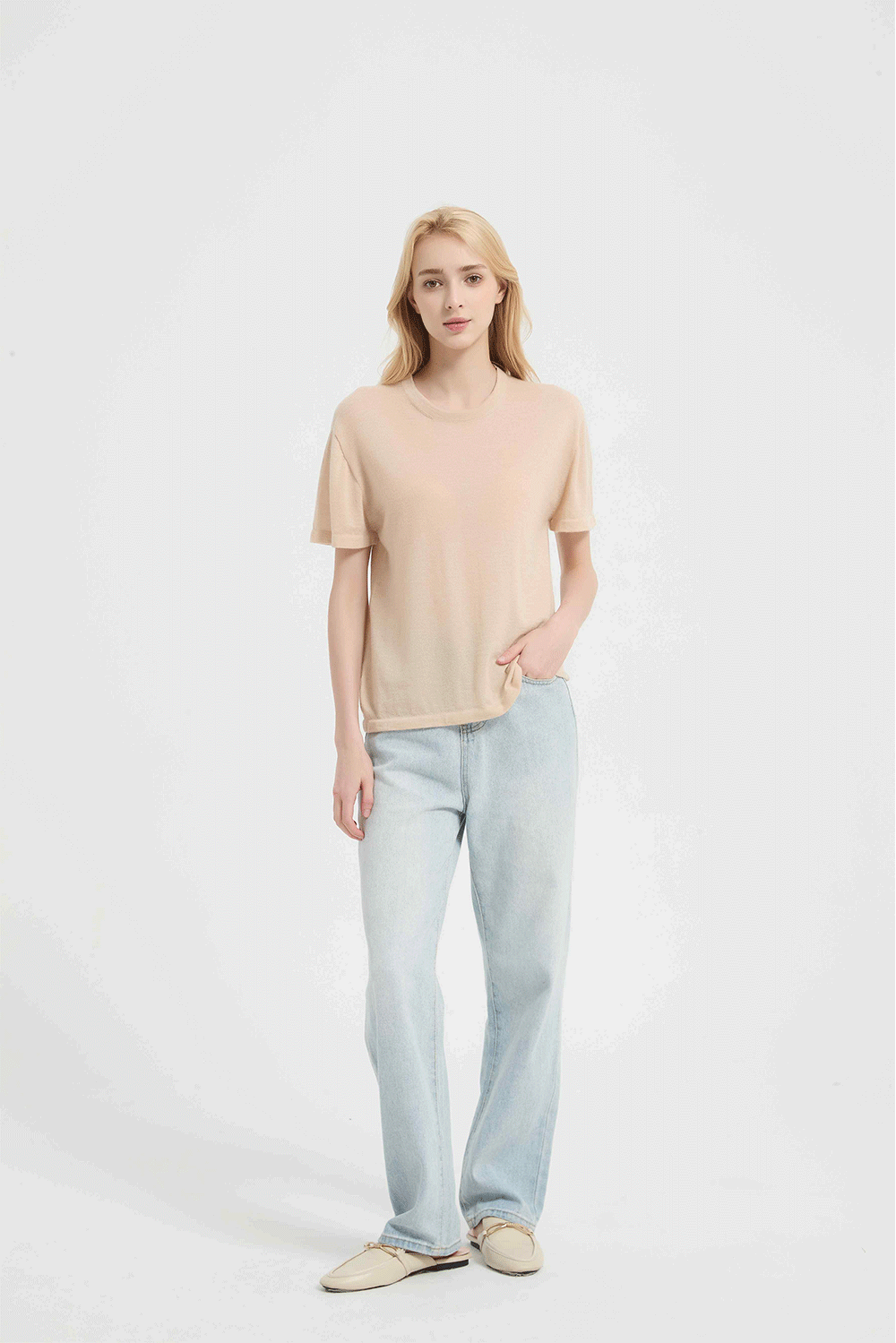 WOMAN SWEATER