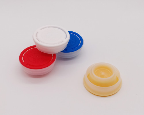 Plastic engine oil caps/flexible spout cap,42mm plastic spout cap for oil tin manufacturer China