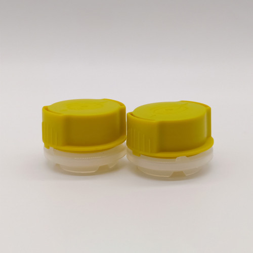 Plastic pull ring cap with cover for tin can additive oil can