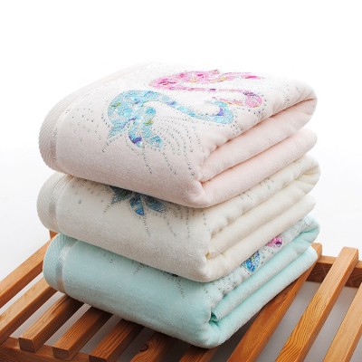Noble Diamond Velvet Swan pattern Bath Towels, 100% cotton,customizable design.