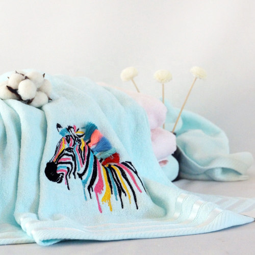 Embroidery animal velvet plain color towel,100% cotton gift towel with lace.