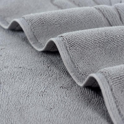 European style solid color jacquard bath towel, soft and comfortable, absorbent.