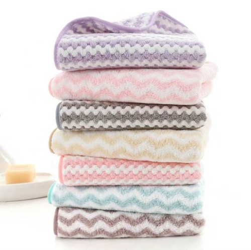 Yarn dyed stripe microfiber coral fleece beautiful towel fast dry towel，reusable.