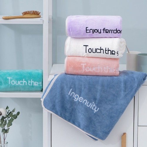 Softer plain color microfiber bath towel,80% polyester 20% polyamide quick dry towel with embroidery