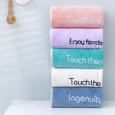 Softer plain color microfiber bath towel,80% polyester 20% polyamide quick dry towel with embroidery