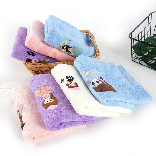 More soft solid-color microfiber bath towel,80% polyester,20% polyamide quick drying applique towel