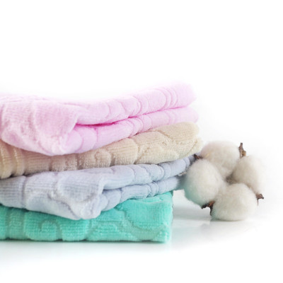 Chinese style and European style velvet square 34*34cm hand towel,factory supply, reusable.
