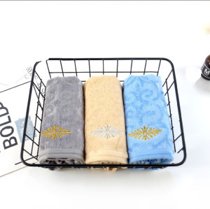 Bamboo cotton blended jacquard velvet towel set luxury embroidery,100% Cotton,reusable.