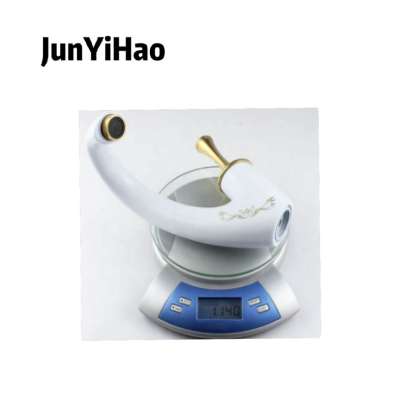 European style Brass wash basin faucet with zinc handle copper four hole basin cold and hot water