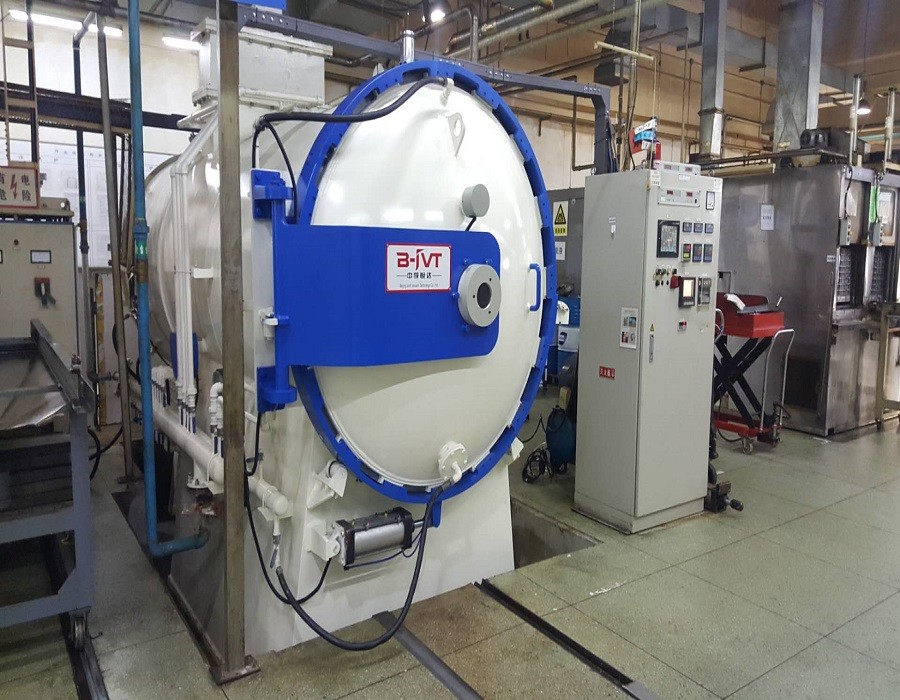 JVOQ series oil quenching vacuum furnace