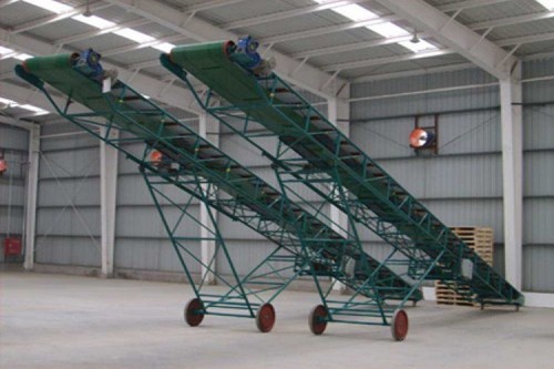 Simple mobile belt conveyor using in grain or light cargo handling solution