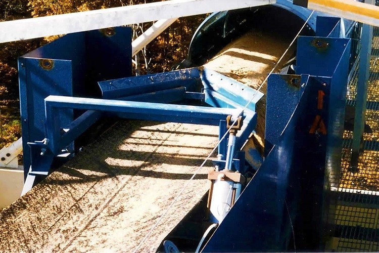 conveyor plow