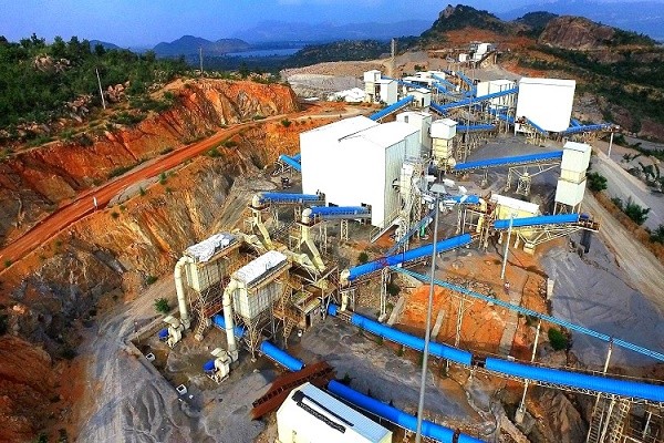 SKE company is committed to building a conveying system for the green sand crushing and beneficiation industry