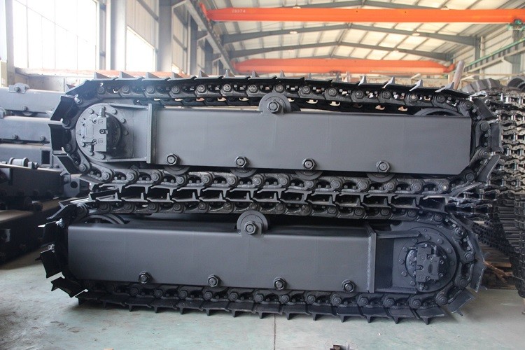 track chassis for tracked conveyor