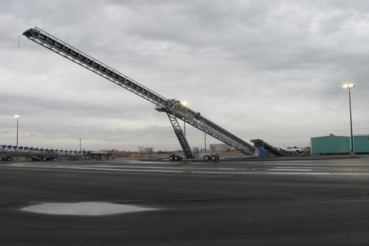 proveedor de cintas transportadoras telescópicas SKE machinery