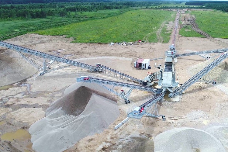 mobile belt conveyor for stone crushing quarry