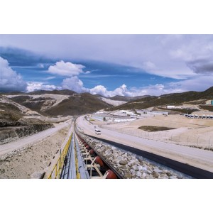 Heavy-Duty Overland Belt Conveyor Systems for Rock, Sand, Dirt
