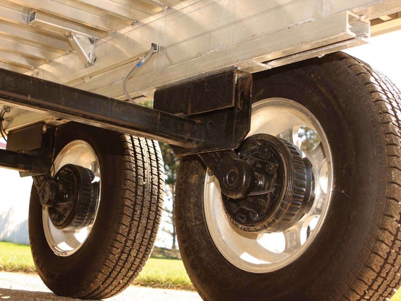 trailer torsion axle VS leaf spring,Trailer Torsion Axle compare with Leaf Spring