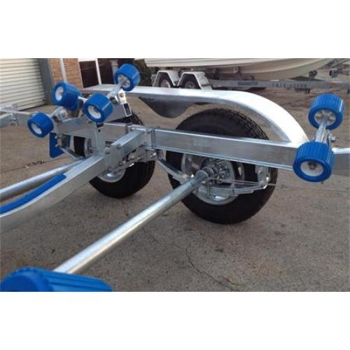 ¿Cómo reemplazar el eje del remolque del barco?