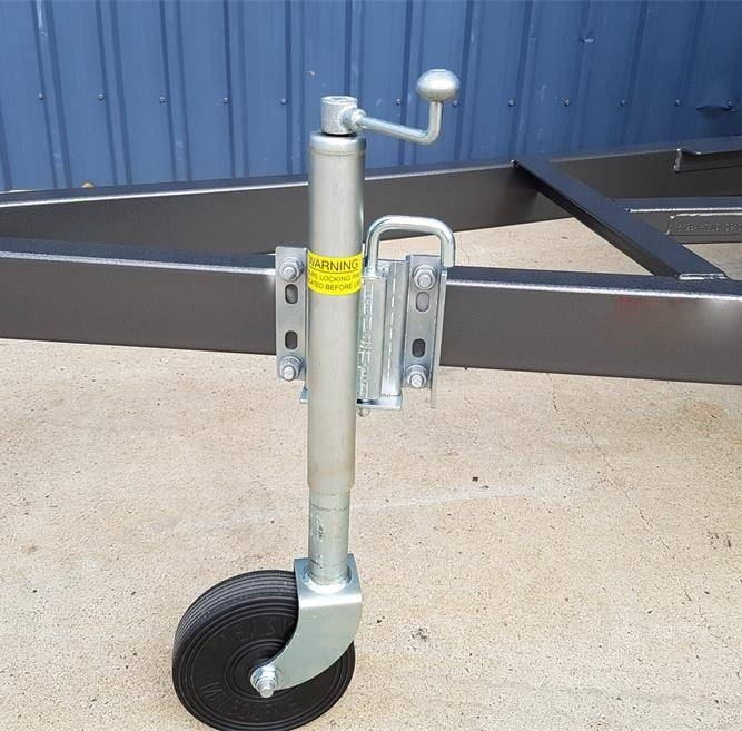 How to Properly Maintain the Trailer Jockey Wheel?